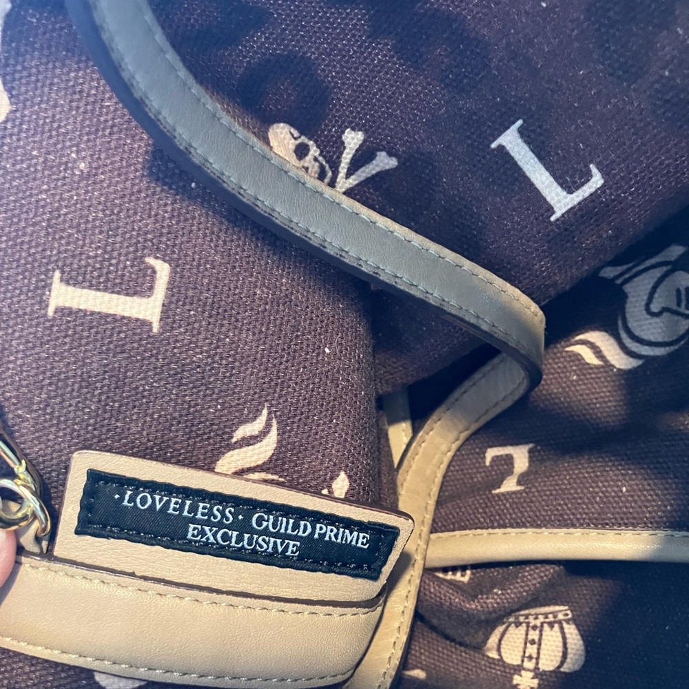 MCM Leopard-Print Tote LOVELESS.GUILD PRIME EXCLUSIVE! - Picture 9 of 12